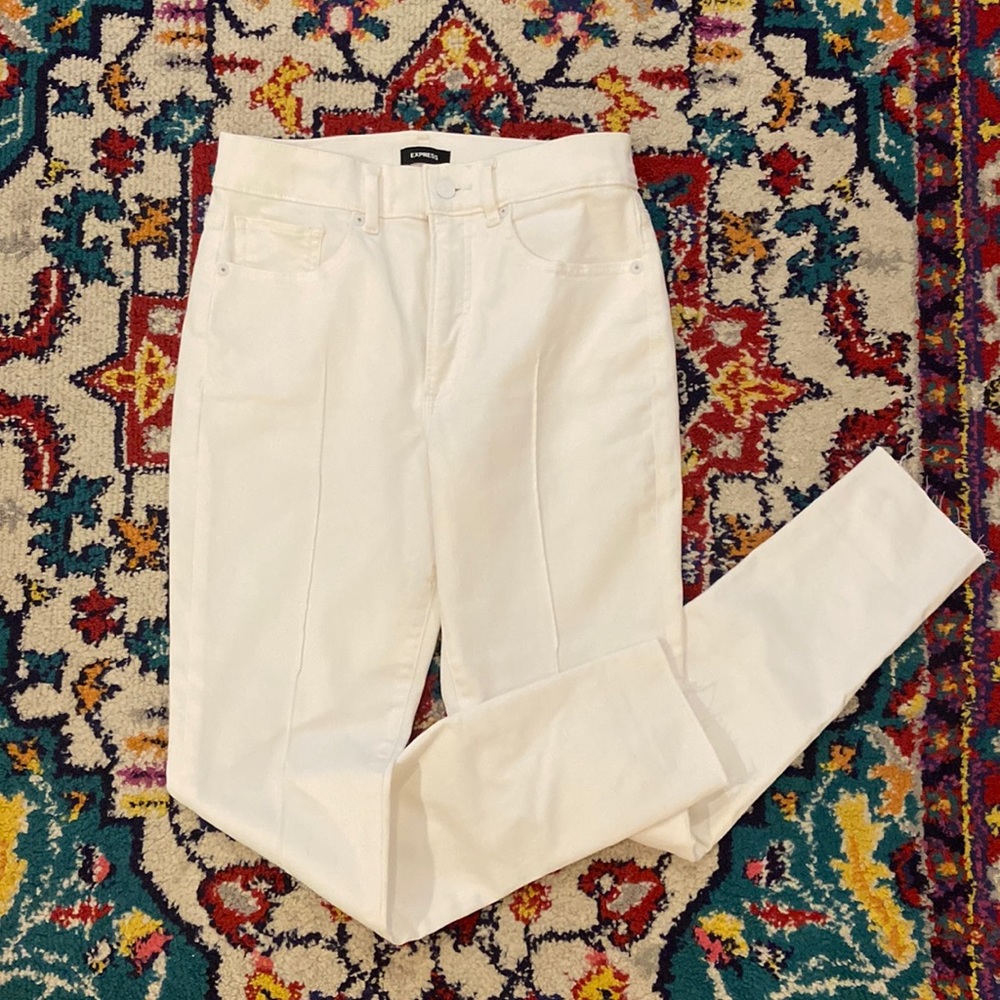 🤍 NWOT Express high waisted skinny white jeans 🤍